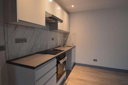 Crowborough Hill, Crowborough, TN6 - Photo 4