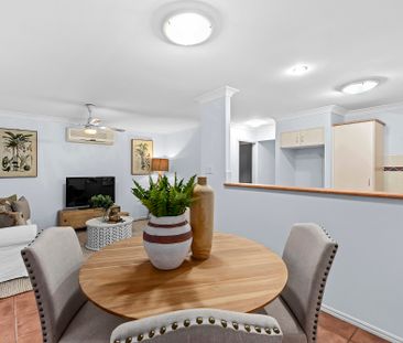 Secure Gated Townhouse in Prime Location - Photo 5