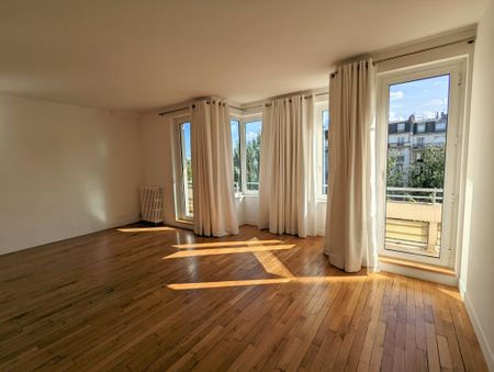 Location Appartement 3 pièces 88m² PARIS 16ème - Photo 3