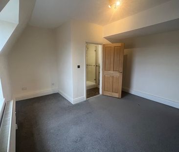2 Bed Flat, Elmsley Road, L18 - Photo 2