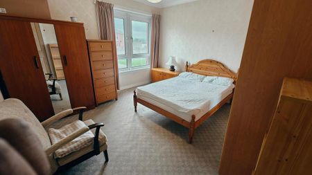2 bedroom apartment to rent - Photo 3