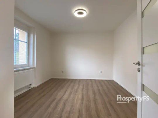 Dlouhodobý pronájem bytu 2+kk 64 m - Fotografie 1