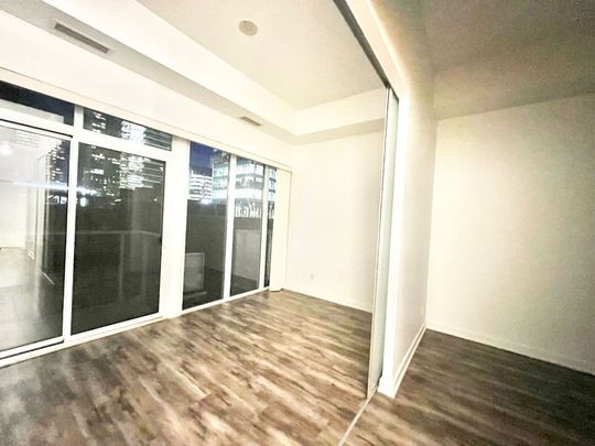 For Lease - 126 Simcoe Street Unit# 702, Toronto, Ontario - Photo 1