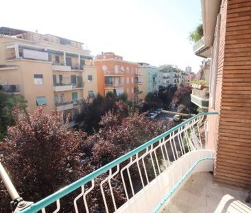 Monteverde Vecchio: Renovated, excellently located 2 bedroom, 2 bat... - Photo 4