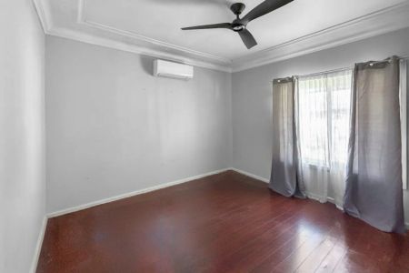 Comfort, Space & Easy-Care Living - Photo 2