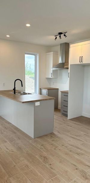 Appartement 3½ NEUF à louer à Drummondville - Disponible pour 1er février - Photo 1