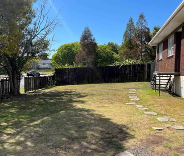 Location Location! - Photo 3