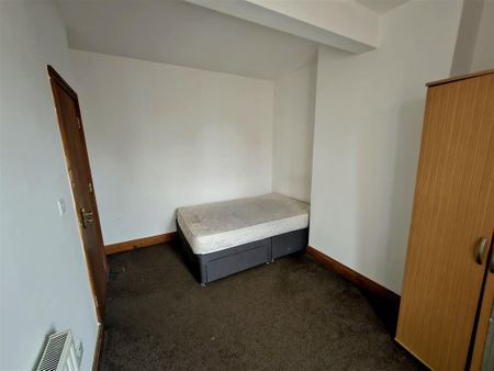 3 bedroom house to rent - Photo 3