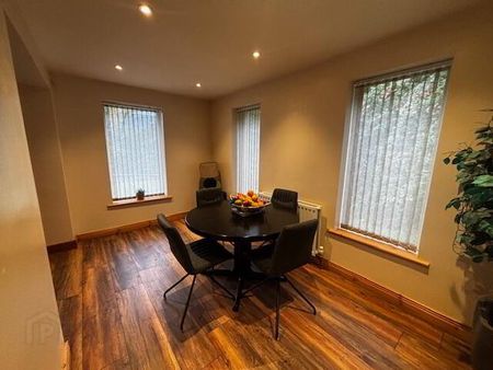 6 Dominican Court, Newry, BT35 8BE - Photo 3