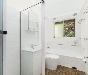 Two bedrooms Unit in Heffron Gardens Complex - Photo 6