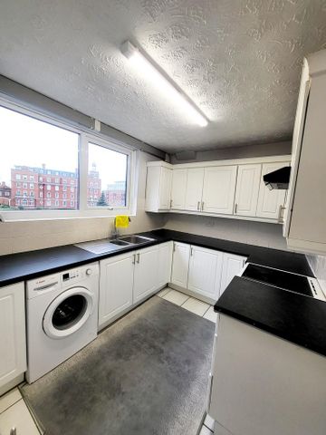 2 bedroom flat to rent - Photo 5