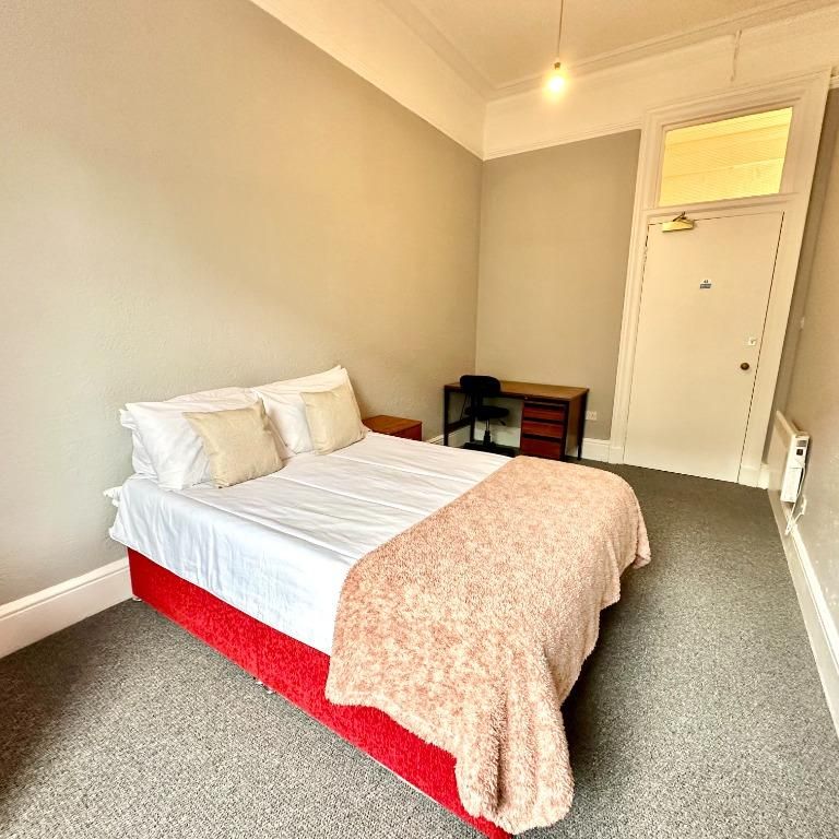 (ROOM 3) Sauchiehall Street, City Centre, Glasgow, G2 3JD - Photo 1