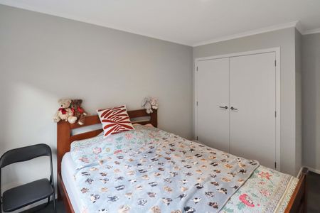 Modern Three-bedroom Home - Photo 4