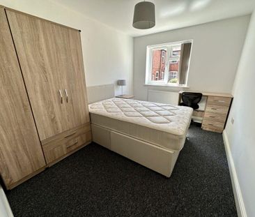 5 bedroom terraced house to rent - Photo 5