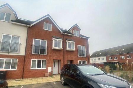 Britannia Gate, Bedford, MK42 - Photo 2