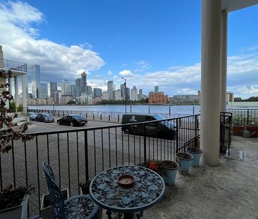 2 Bed Terraced House, Princes Court, SE16 - Photo 2