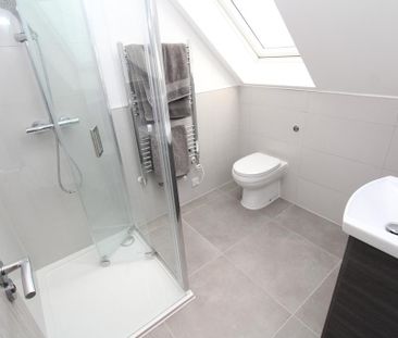 3 bedroom terraced house to rent - Photo 2