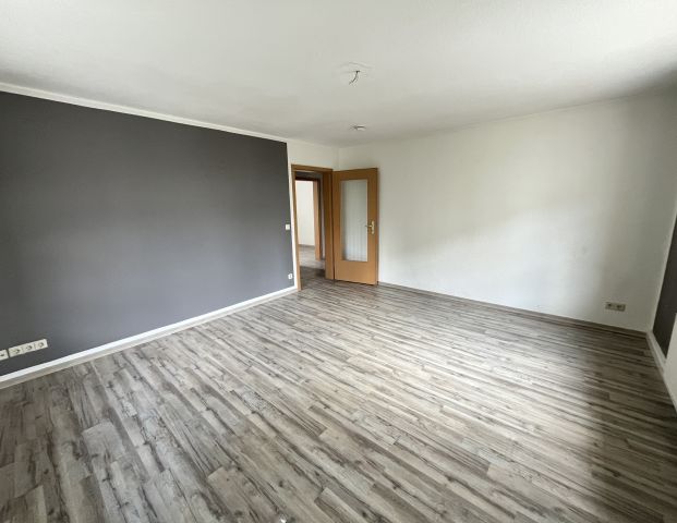 Mit Pinsel und Farbe zum Wohnglück+2 Monate Kaltmiete geschenkt - Foto 1