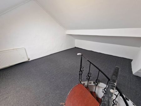 Price £1,200 pcm - Let - Photo 2