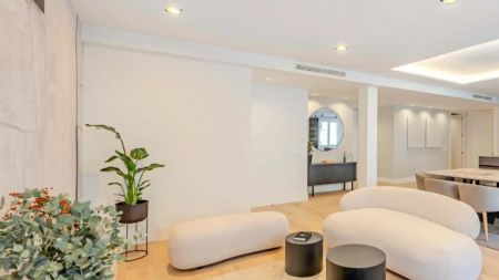 Piso de alquiler en Jerónimos - Photo 3