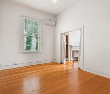 Charming South Yarra Home in the Botanical Garden Precinct - Photo 5