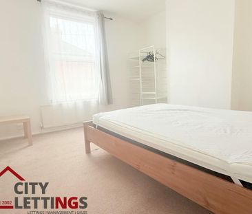 2 bedroom barn conversion to rent - Photo 5