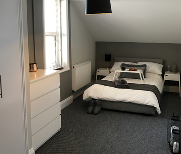 Ninth Avenue Unit 3 - Photo 3