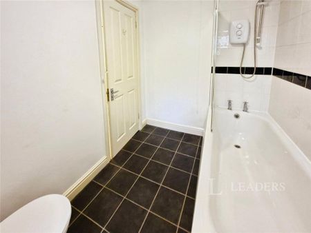 1 bedroom flat to rent - Photo 4