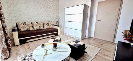 Apartament cu 2 camere, decomandat, zona Giroc - Photo 2