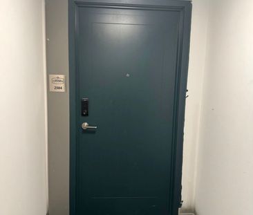 For Lease - 15 Watergarden Drive Unit# 2504, Mississauga, Ontario - Photo 2