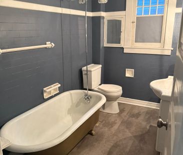 For Lease - 46 Grove Street Unit# Upper, Welland, Ontario - Photo 5