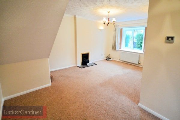 Buttermel Close, Godmanchester - Photo 1