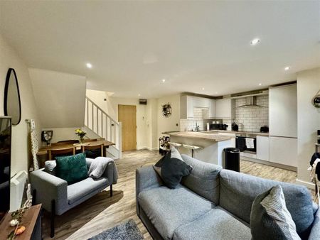1 bedroom flat to rent - Photo 4