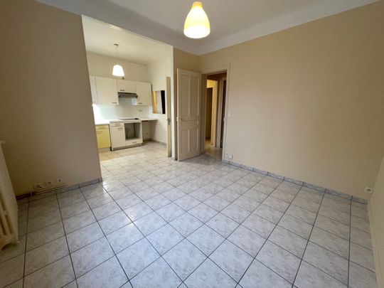 Location Appartement 2 pièces 47m² - Photo 1