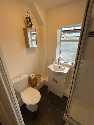 1 Bed Flat, Redcatch Road, BS3 - Photo 3