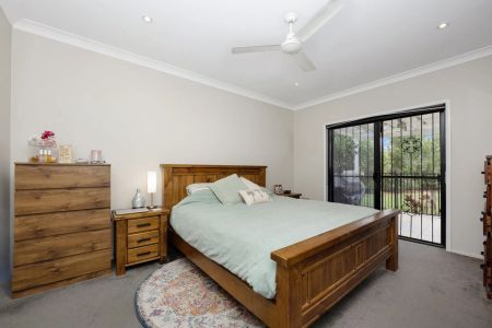 Quiet Cul-de-Sac Living with Room for Everyone - Photo 2