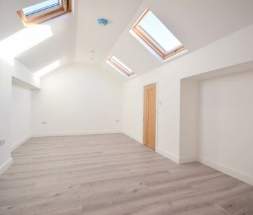 1 Bedroom Apartment To Let - Photo 5