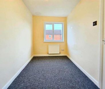 Lavender Way, Rushden, NN10 - Photo 1