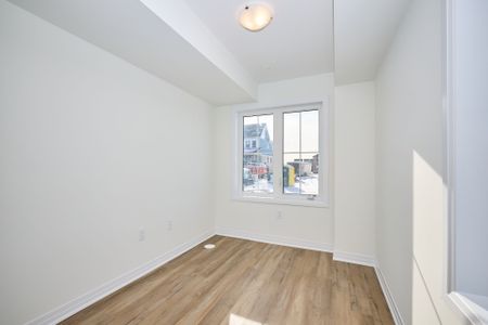 For Lease - 98 Feather Road, Welland, Ontario - Photo 3