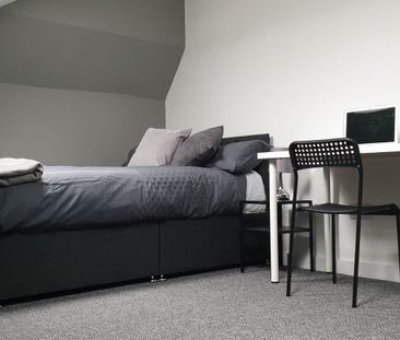 Room in a Shared House, Kelso Road, L6 - Photo 5