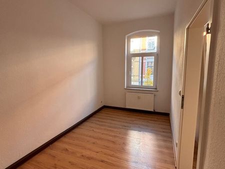 Helle sanierte 5-Zimmer-Wohnung mit 2 Bädern – WG-geeignet - Photo 3