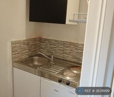 5 bedroom end of terrace house to rent - Photo 5