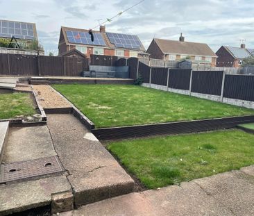 Cowper Close, Worksop - Photo 1