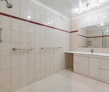 Town House in Great Location - Photo 4