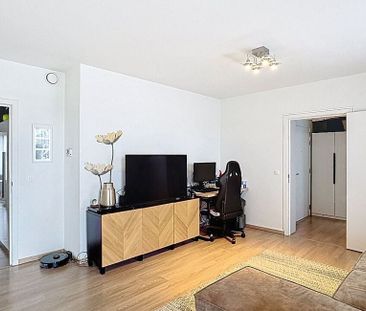 Appartement te huur in Evere voor € 1.250 met 2 slaapkamers - Photo 2