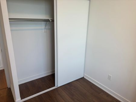 For Lease - 5081 Hurontario Street Unit# 402, Mississauga, Ontario - Photo 4