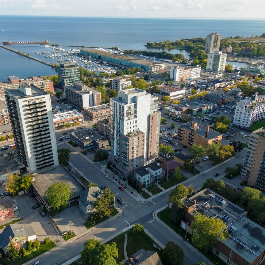 For Lease - 8 Ann Street Unit# 603, Mississauga, Ontario - Photo 1