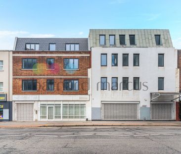 High Street, CROYDON - Photo 3