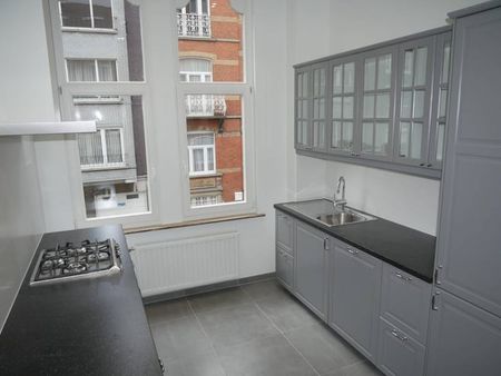 Appartement te huur - Foto 3