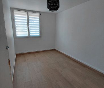 Location Appartement 3 pièces 63m² - Photo 4